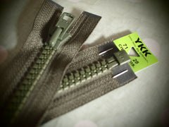 YKK Vislon Open End Zip 71cm 28inch Khaki (566)