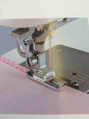 Overlock Foot ( XC1975-052) (F015N)
